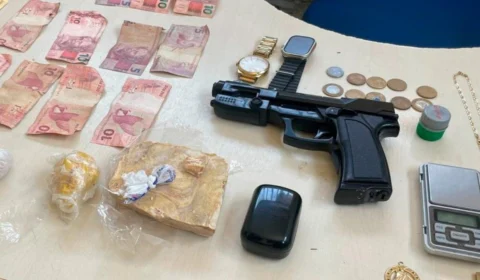 Polícia Militar apreende drogas e simulacro de arma em operação no interior de Rondônia