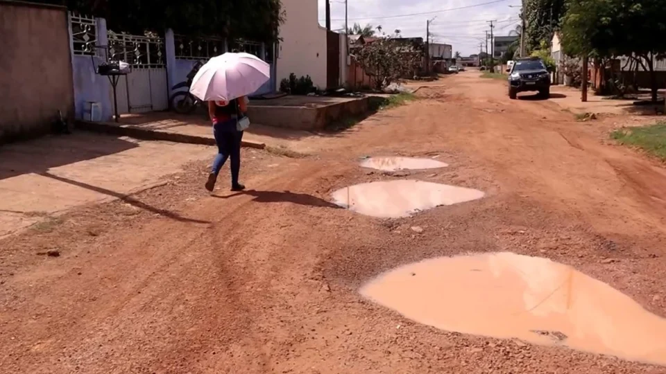 VÍDEO: Moradores de Extrema denunciam abandono e descaso do poder público