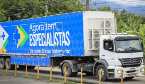 Carretas de saúde do governo federal começam atendimentos especializados; programa inicia pelo Amazonas