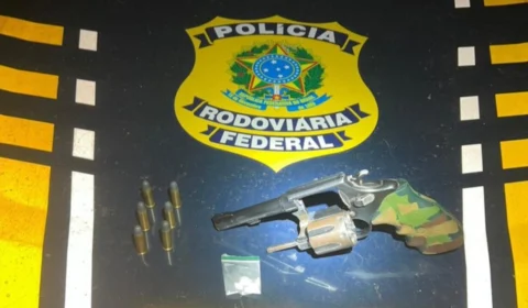 VÍDEO: PRF prende homem com revólver e cocaína durante abordagem na BR-174 em Vilhena
