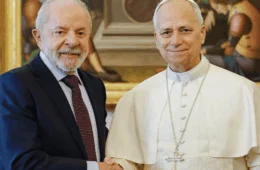 COP30: Lula encontra Papa e faz convite, mas visita do pontífice não será possível