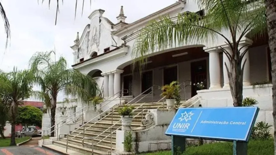 VÍDEO: UNIR abre inscrições para mestrado e primeiro doutorado em Letras