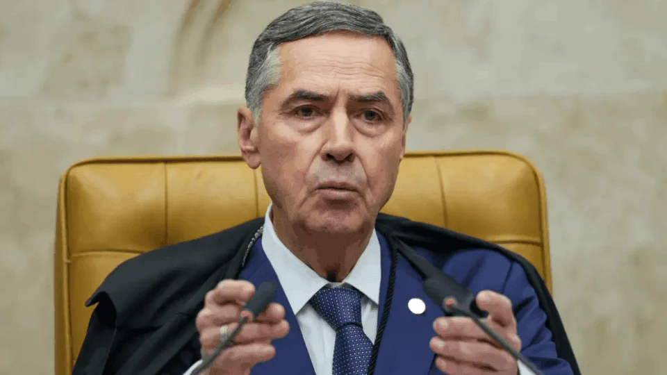 Ministro Barroso é internado em Brasília dias antes de deixar o STF