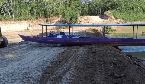 Ministério Público investiga possível bloqueio de rio causado por madeireira no interior do Acre