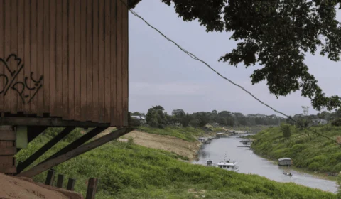 Criminosos se passam por policiais e atiram em família indígena no interior do Acre