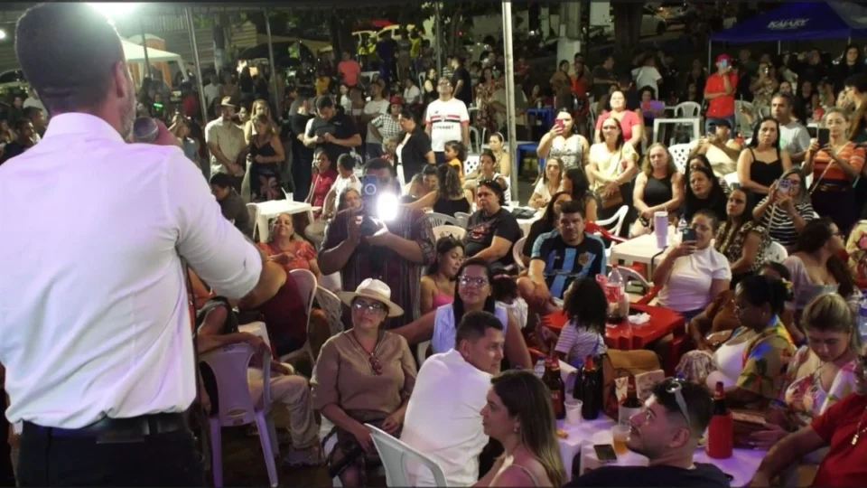 VÍDEO: Prefeitura realiza confraternização em homenagem ao Dia do Servidor Público