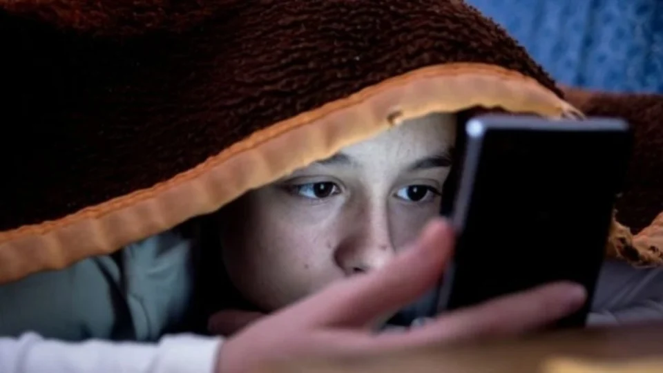 VÍDEO: Polícia e Ministério Público alertam pais sobre perigos do mundo virtual para crianças e adolescentes