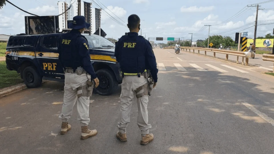 PRF realiza perseguição e prende motorista por embriaguez