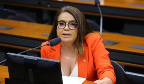 Deputada Helena Lima é alvo de ação do MPE por compra de votos