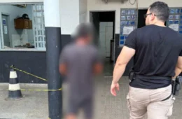 Homem é preso após manter companheira em cárcere privado e tentar fugir da polícia no Amazonas