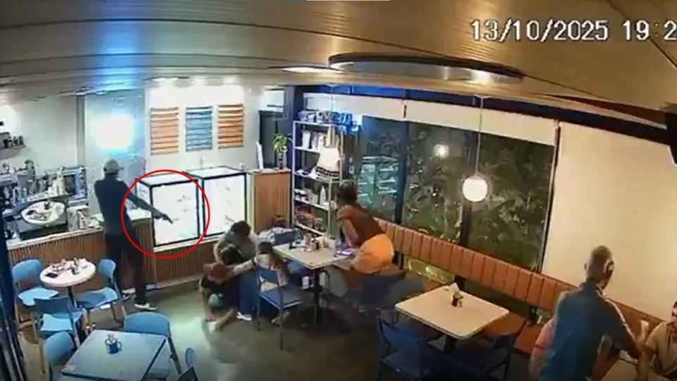Primeiro suspeito do assalto a cafeteria é preso em Manaus; outros dois seguem foragidos