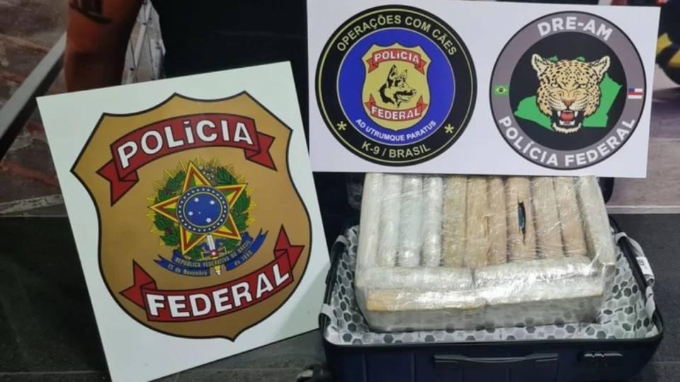 Homem é preso ao tentar embarcar com 15 kg de maconha tipo skunk em voo de Manaus para São Paulo