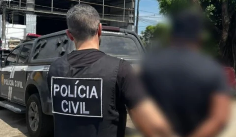 Homem invade casa, agride atual e esfaqueia ex-mulher em Manaus
