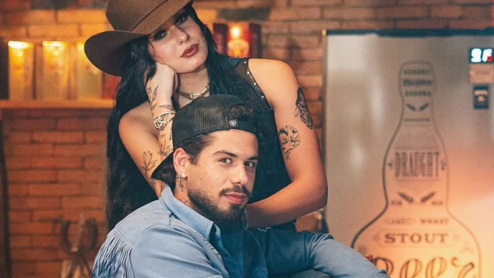 Zé Felipe é visto com mulher misteriosa dias após fim do namoro com Ana Castela; veja foto