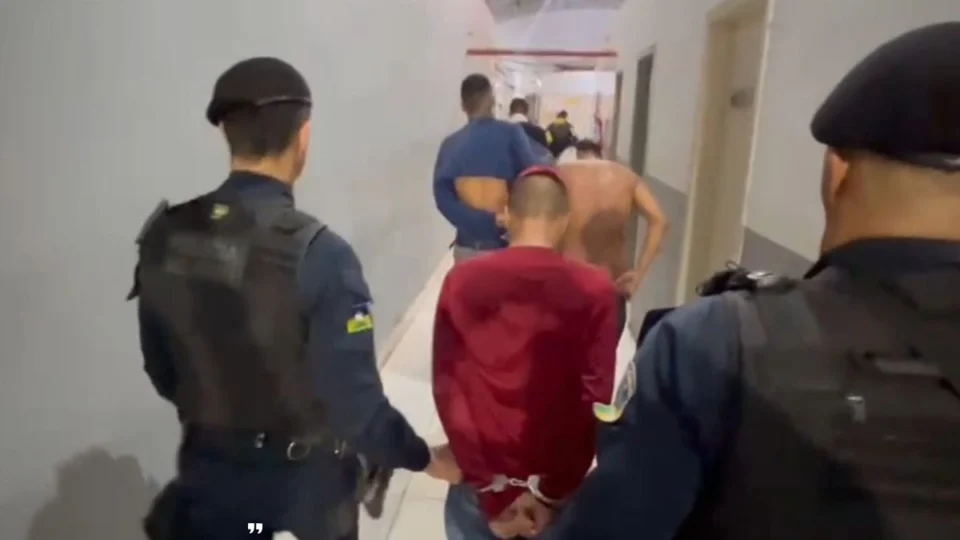 VÍDEO: Polícia prende grupo armado após roubo a motorista de aplicativo na zona leste de Porto Velho