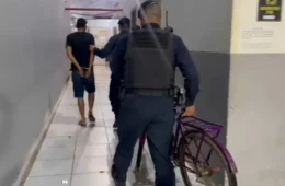 VÍDEO: Adolescente é apreendido armado na Avenida José Vieira Caúla em Porto Velho