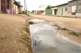 VÍDEO: Moradores do Três Marias cobram providências contra bueiros entupidos e alagamentos em Porto Velho