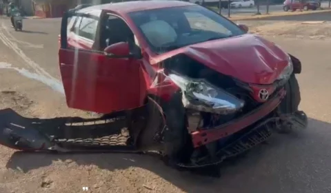 VÍDEO: Motorista avança preferencial e provoca capotamento na Avenida Abunã em Porto Velho