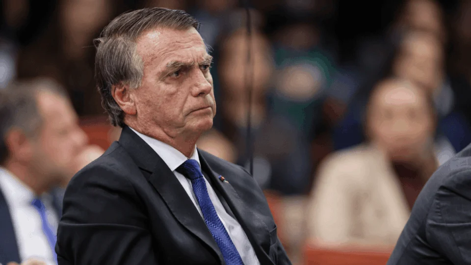 STF abre julgamento sobre prisão de Bolsonaro; Moraes já defende continuidade da medida