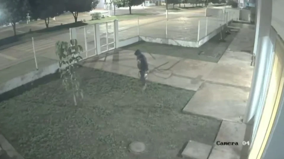 VÍDEO: Criminosos furtam fiação de colégios municipais e deixam estudantes sem aula em Vilhena