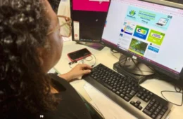 Estudantes fora da escola têm até 30 de novembro para se inscrever na Chamada Escolar Online