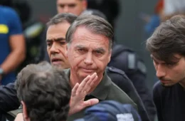 Bolsonaro diz ter sofrido surto em audiência de custódia e nega intenção de fuga