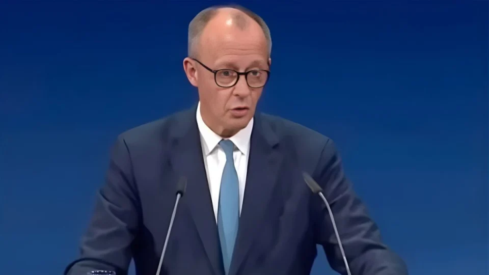 Depois de crítica a Belém, chanceler alemão reclama de falta de ‘pão decente’ em Angola