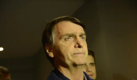 Exames confirmam traumatismo craniano leve em Bolsonaro após queda