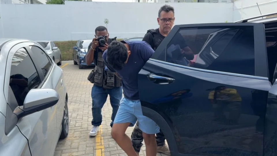 Pai é preso suspeito de abusar da própria filha de cinco anos em Manaus