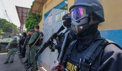 Líder da facção venezuelana “Tren de Aragua” é condenado a 25 anos por homicídio