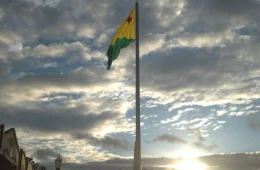 Terça-feira será quente e ventilada, com sol e chuvas pontuais no Acre