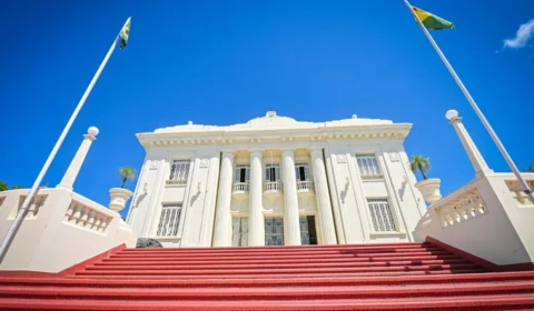 Governo do Acre publica decreto com calendário de feriados e pontos facultativos de 2026