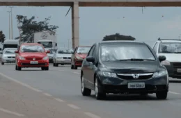 Fim do IPVA para veículos com duas décadas ou mais é aprovado pela Câmara