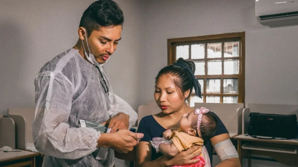 Mulheres indígenas do Acre recebem serviços de saúde sexual e reprodutiva na capital