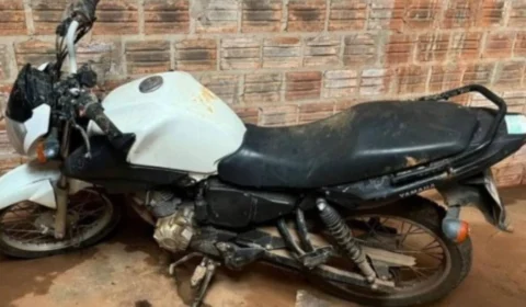 Moto furtada é encontrada abandonada dentro de residência no Setor 19 em Vilhena