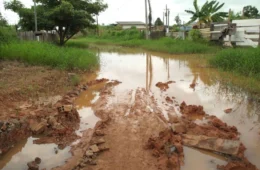 VÍDEO: Moradores do Três Marias sofrem com alagamentos, falta de infraestrutura e ameaça de reintegração