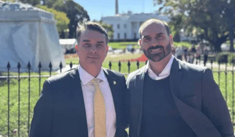 Flávio Bolsonaro leva articulações aos EUA e conta com apoio de Eduardo