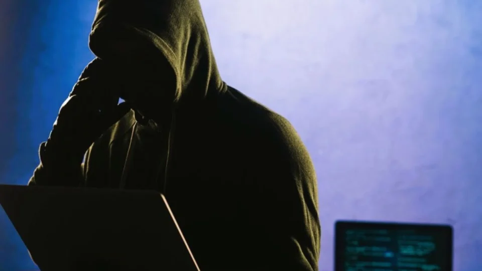 VÍDEO: Polícia Civil alerta para golpes cada vez mais realistas com uso de inteligência artificial e orienta como evitar