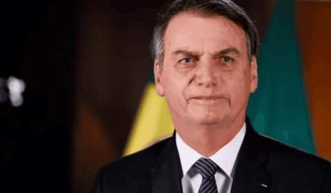Justiça suspende liminar e mantém benefícios a Bolsonaro, com bloqueio apenas de veículos durante prisão
