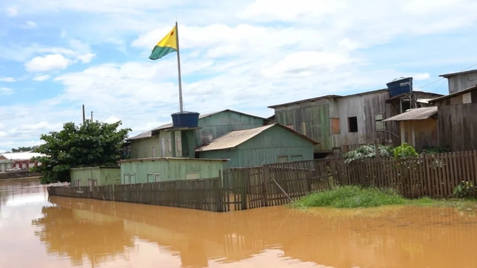 Rio Acre apresenta leve recuo e permanece acima da cota de transbordo em Rio Branco