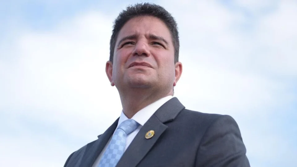 Urgente: STF reconhece ilegalidades e anula apuração de corrupção contra governador do Acre