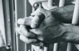 Homem é condenado a 49 anos de prisão por crimes sexuais praticados contra a filha no Acre