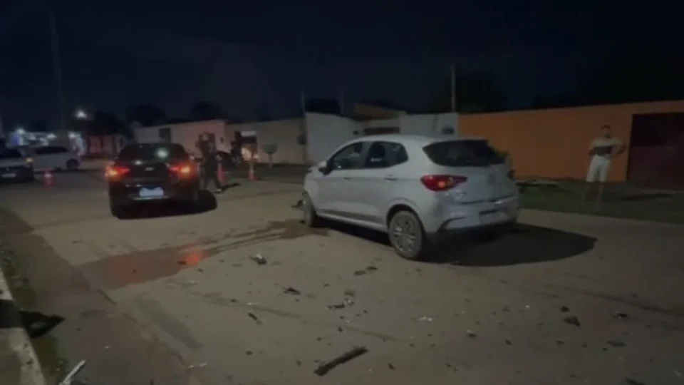 VÍDEO: Colisão entre carros deixa mãe e filha feridas e motorista preso por embriaguez em Porto Velho
