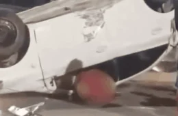 Madrugada de Natal termina com morte após capotamento em Manaus