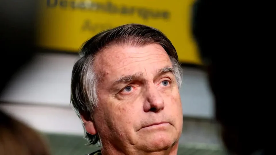 Bolsonaro é transferido para o Complexo da Papuda por ordem de Alexandre de Moraes