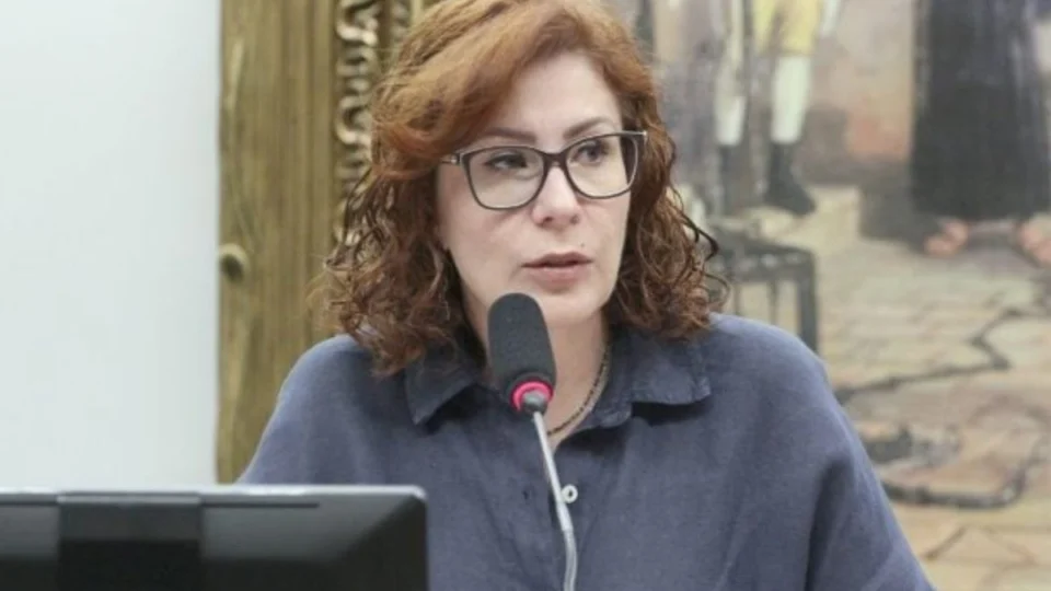 Primeira Turma decide se acompanha Moraes na cassação de Carla Zambelli nesta sexta-feira (12)