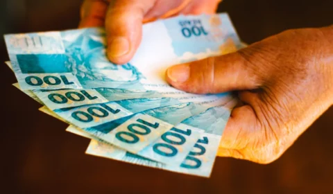 Governo de Roraima antecipa salário de dezembro e 13º dos servidores; veja data