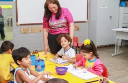 Inscrições para vagas em creches da rede municipal de Manaus começam em janeiro; saiba tudo