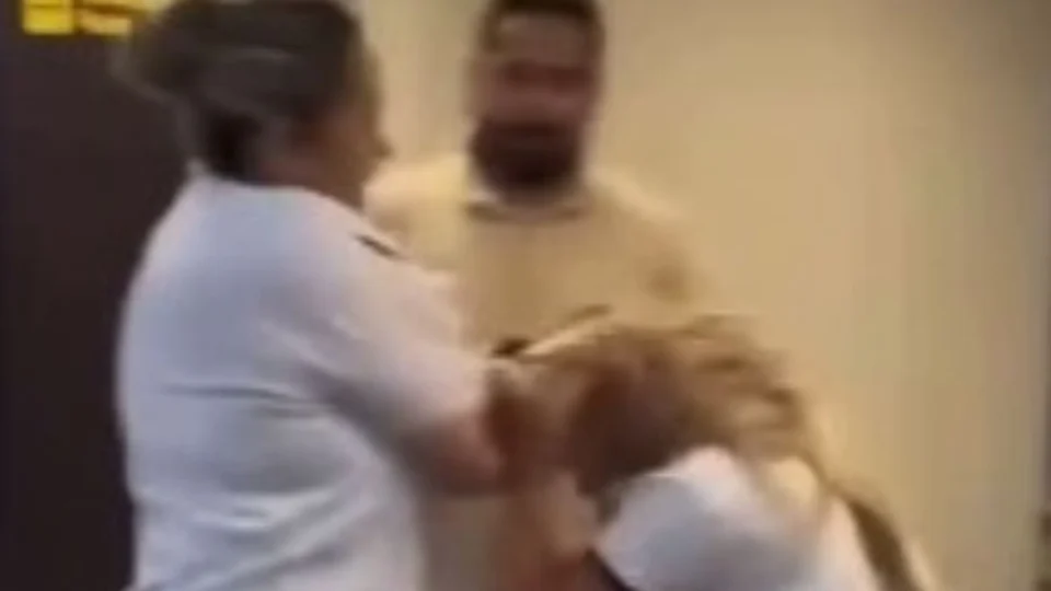 Vídeo mostra pancadaria entre mulheres em aeroporto de João Pessoa e viraliza; veja