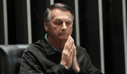 Leituras religiosas acompanham a jornada de Bolsonaro durante a prisão; saiba quais são